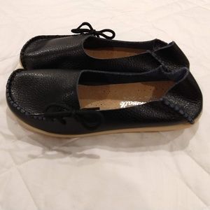 Black Driving Loafers 100% Leather NIB 6